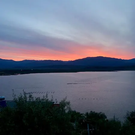 Sea&lake View Escape