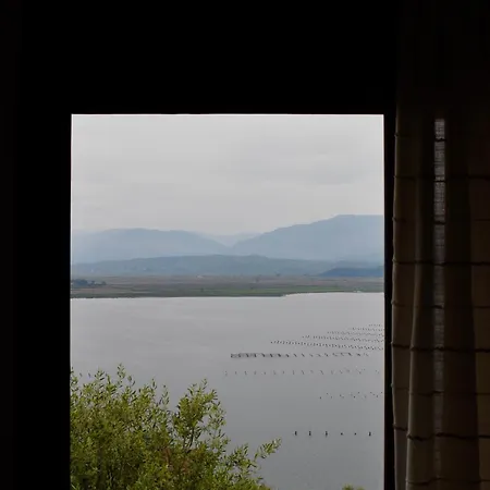Σπίτι διακοπών Sea&lake View Escape